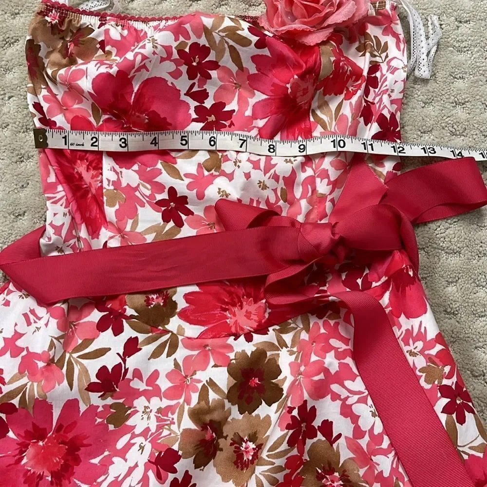 Suzy Shier Floral Dress, Size Extra Small. - Picture 6 of 8